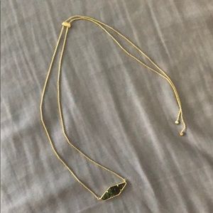 Kendra Scott necklace